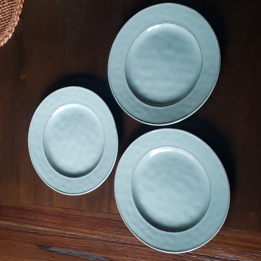 Pier 1 Martillo Mist (Light Grey) Salad Plates